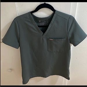 Women’s FIGS Bonsai Green Scrub Top
